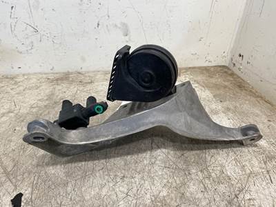 Used Peterbilt 579 LH Air Cleaner Bracket