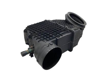 Used Peterbilt 579 Air Cleaner