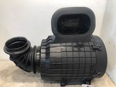 Used Volvo VNL Gen 2 Air Cleaner