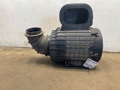 Used Volvo VNL Gen 2 Air Cleaner