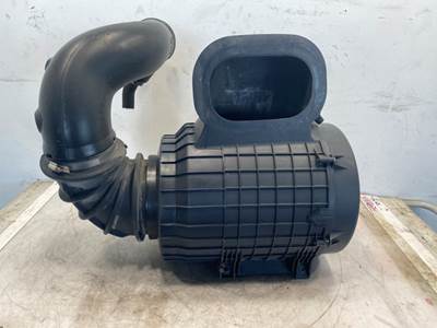 Used Volvo VNL Gen 2 Air Cleaner