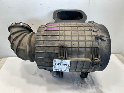 Used Volvo VNL Gen 2 Air Cleaner