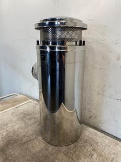 Used Western Star 4900 RH External Air Cleaner