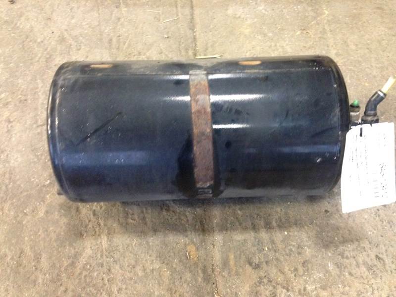2015 Used Freightliner Cascadia Secondary Air Tank For Sale Dorr, MI