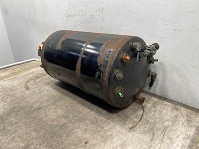 Used International 7500 Secondary Air Tank