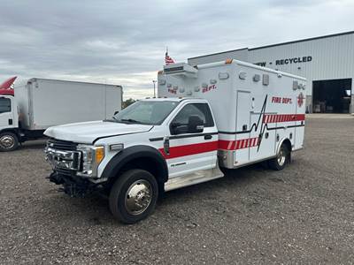 Ford F-450 Ambulance