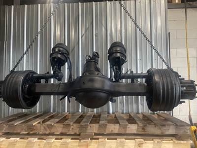 Used Meritor MR2014X Rear Air Ride Dual Trac Axle Assembly