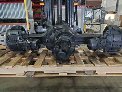 Used Meritor RD-20-145 Freightliner Air Ride Axle Assembly