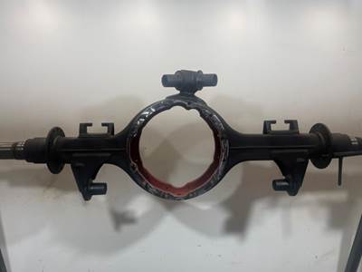 Reconditioned Eaton DS-461 Chalmers Axle Housing