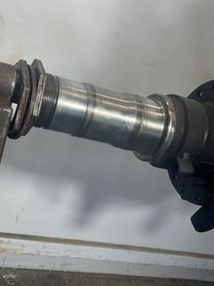 Reconditioned Eaton RS-404 W/B Straddle Axle Housing