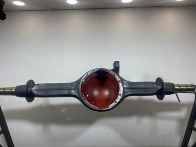 Reconditioned Eaton RS-404 Rear AG-380 Axle Housing