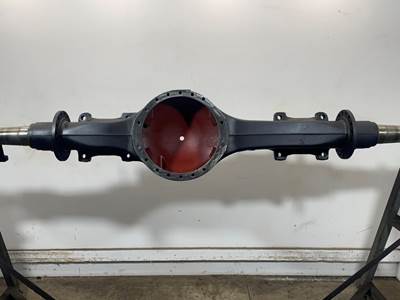 Reconditioned Mack 40,000LBS Cast Camelback Axle Housing