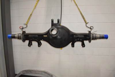 New Meritor RD-20-145 WB Straddle Axle Housing