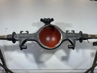 Reconditioned Meritor RR-23-160 Chalmers Rear Axle Housing