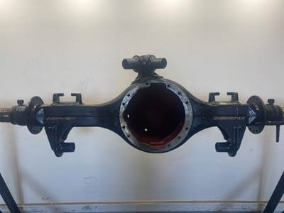 Reconditioned Meritor RR-20-145 Chalmers Axle Housing