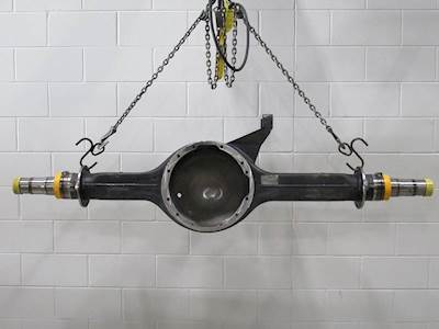 New Spicer 23060SH Reverse Cut Air Ride Axle Housing