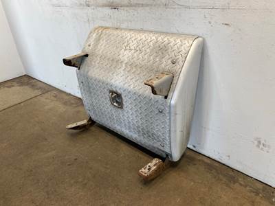 Used Freightliner Cascadia 125 Battery Box Cover