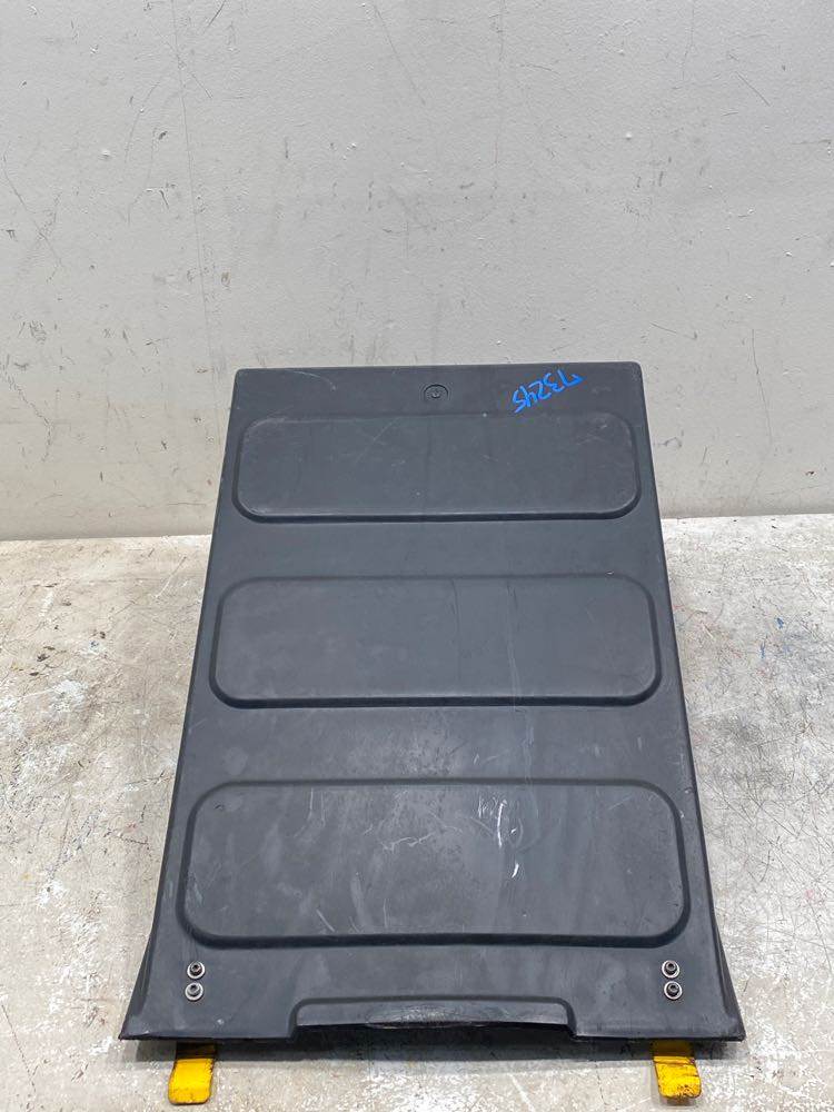 2014 Used Freightliner Cascadia Battery Box Cover For Sale Dorr, MI