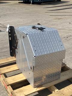 Used Freightliner 114SD Battery Box