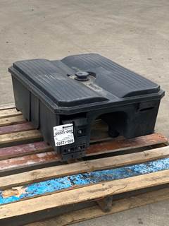 Used Freightliner Cascadia 125 Battery Box