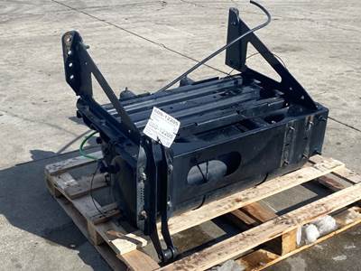 Used Freightliner Cascadia 126 Battery Box