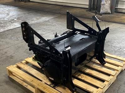 Used Freightliner Cascadia 126 Battery Box