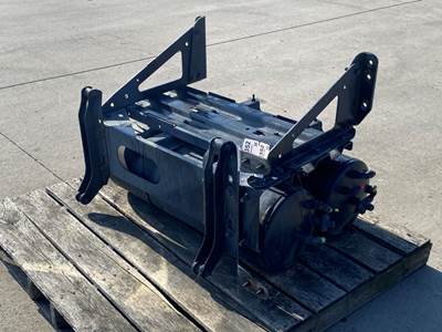 Used Freightliner Cascadia 126 Battery Box