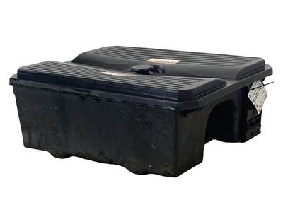 Used Freightliner Cascadia 126 Battery Box