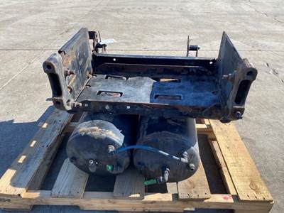 Used Freightliner Cascadia Battery Box