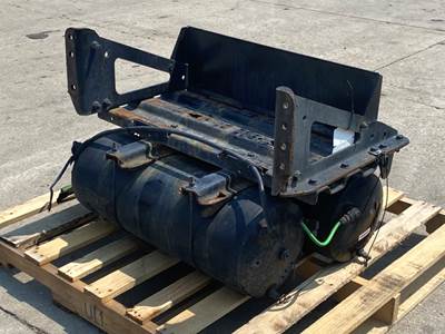 Used Freightliner Cascadia Battery Box