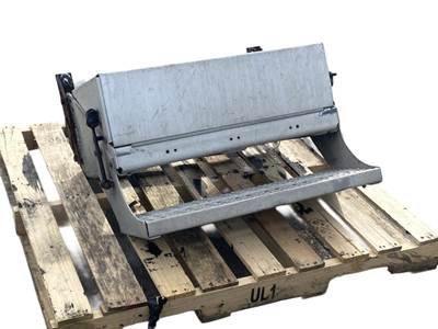 Used Freightliner Columbia Battery Box