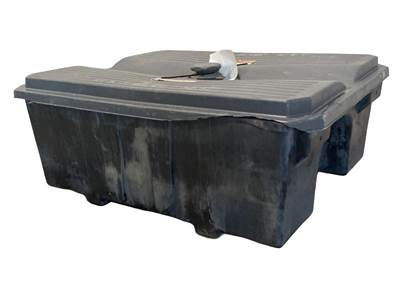 Used Freightliner Columbia Battery Box