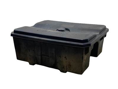 Used Freightliner Columbia Battery Box
