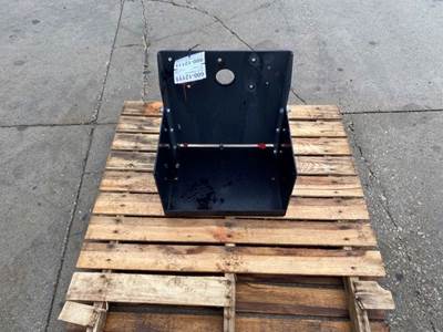 NTO Freightliner MT 55 Battery Box