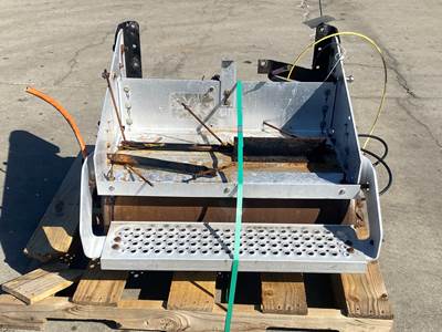 Used International 9900I Battery Box