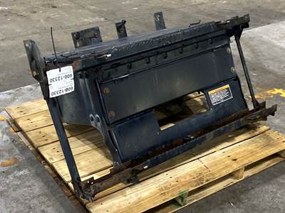 Used Kenworth T660 Battery Box