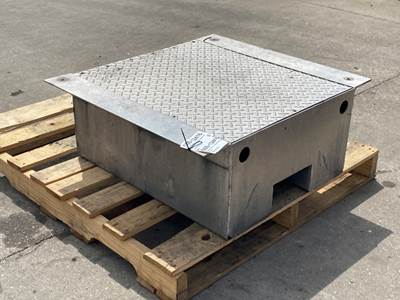 Used Kenworth T660 In Frame Battery Box