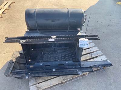Used Kenworth T680 Battery Box