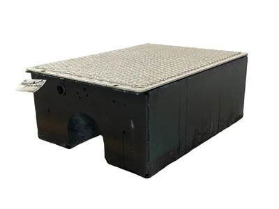 Used Kenworth T880 Battery Box