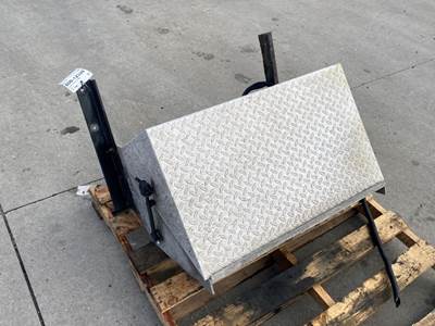 Used Peterbilt 335 Battery Box