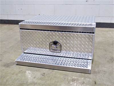 New Aftermarket Peterbilt 379 Aluminum Battery Box