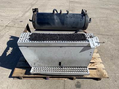 Used Peterbilt 387 Battery Box