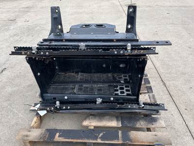 Used Peterbilt 579 Battery Box