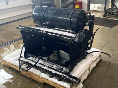 Used Peterbilt 579 Battery Box