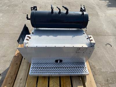 Used Peterbilt 587 LH Battery Box
