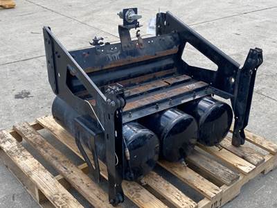 Used Volvo VNL Gen 2 Battery Box