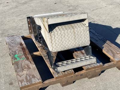 Used Western Star 4900E Battery Box