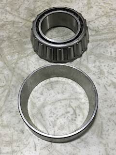 New Aftermarket Bearing & Race Set