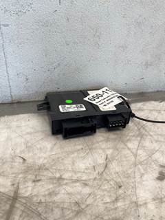 Used Freightliner Cascadia 126 RH Door Module