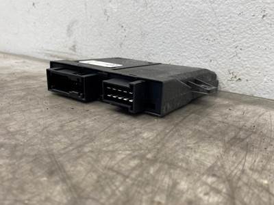 Used Freightliner Cascadia 126 LH Door Module